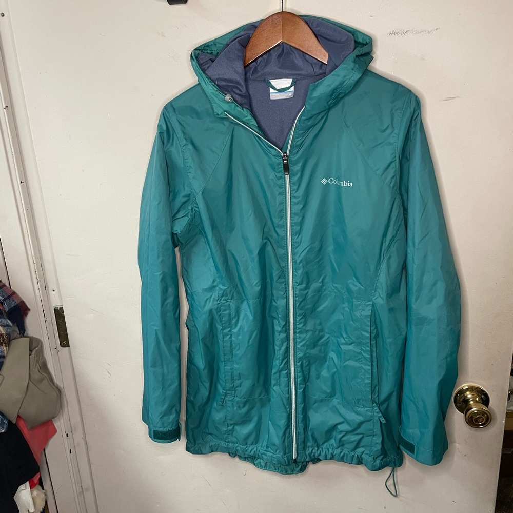 Columbia ladies size medium, hooded, full zip, longer length rain jacket